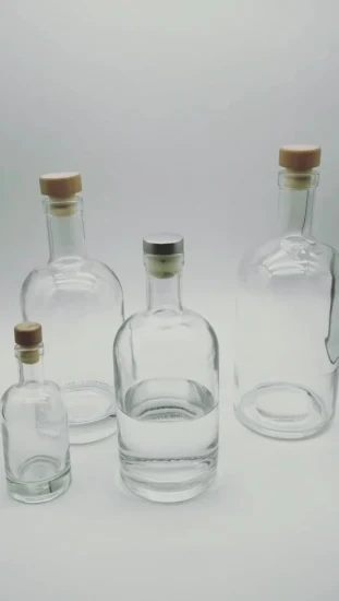 Garrafa de vinho com design personalizado de fábrica 375ml 500ml 750ml Garrafa de bebidas espirituosas de vidro de vodca com cortiça